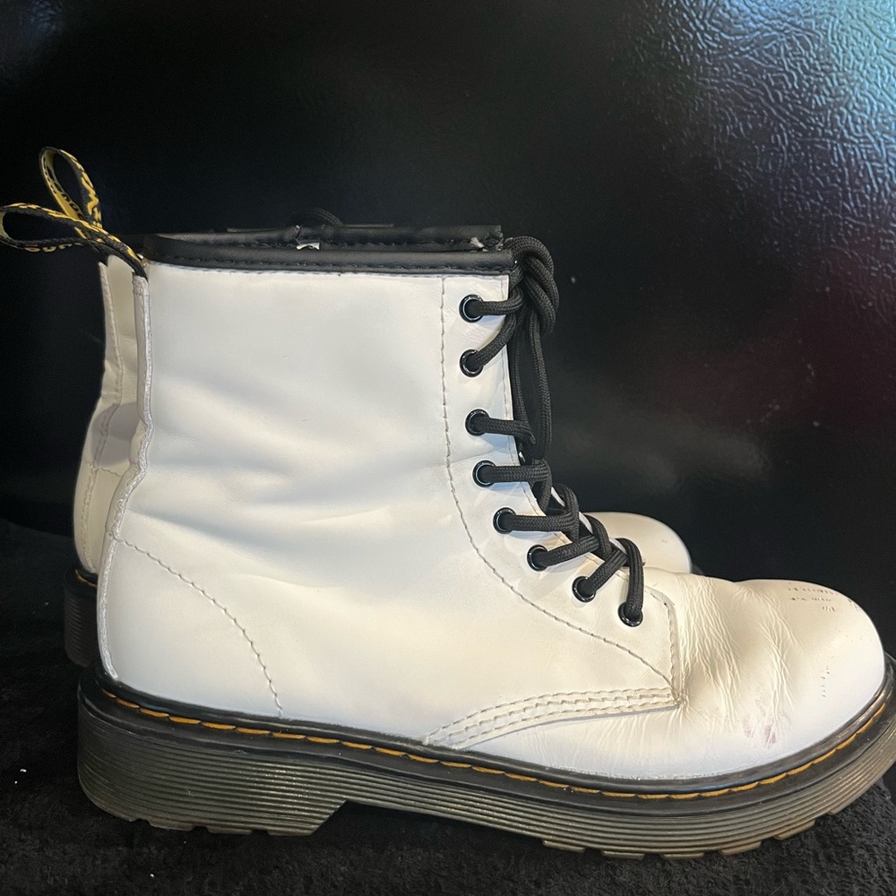 Dr. Marten boots size 3 (kids)
